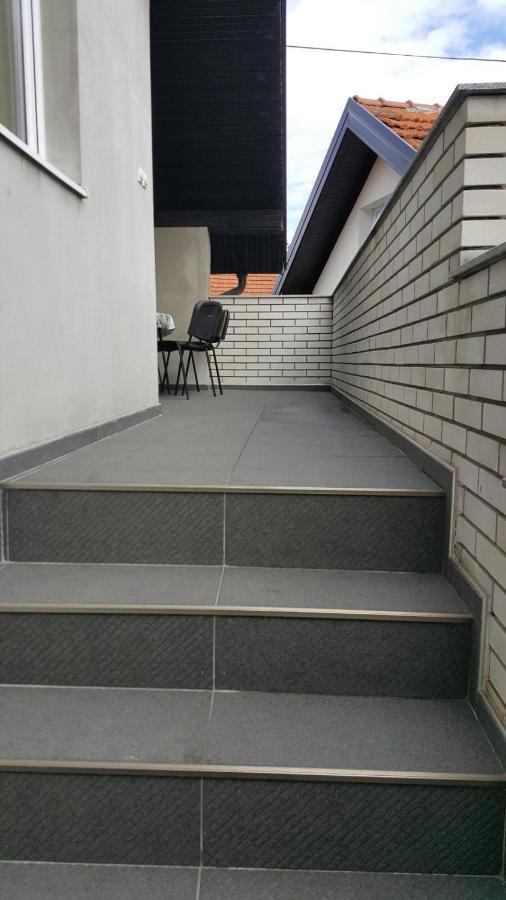 Apartmani Malina 3 比耶利纳 外观 照片